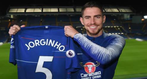 رسميا.. تشيلسي يضم جورجينيو من نابولي